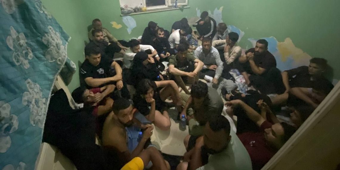 Edirne’de 53 kaçak göçmen yakalandı