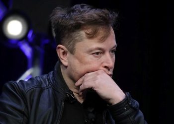 Elon Musk açıkladı: Twitter’ın reklam gelirlerinde düşüş yaşanıyor