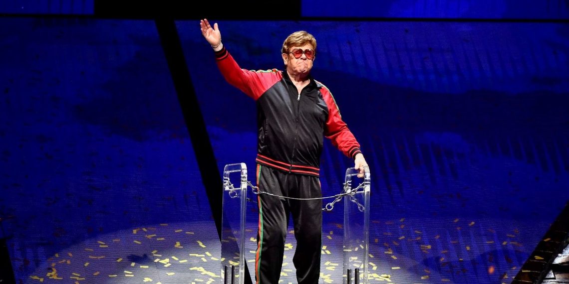 Elton John dünya turnesini tamamladı: 50 yıllık mesleğinin son konseri