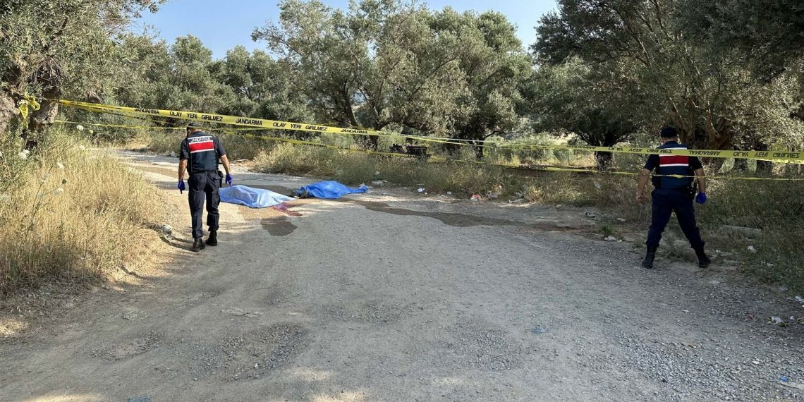 Eski eşini öldürüp intihar etti