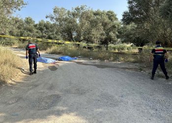 Eski eşini öldürüp intihar etti