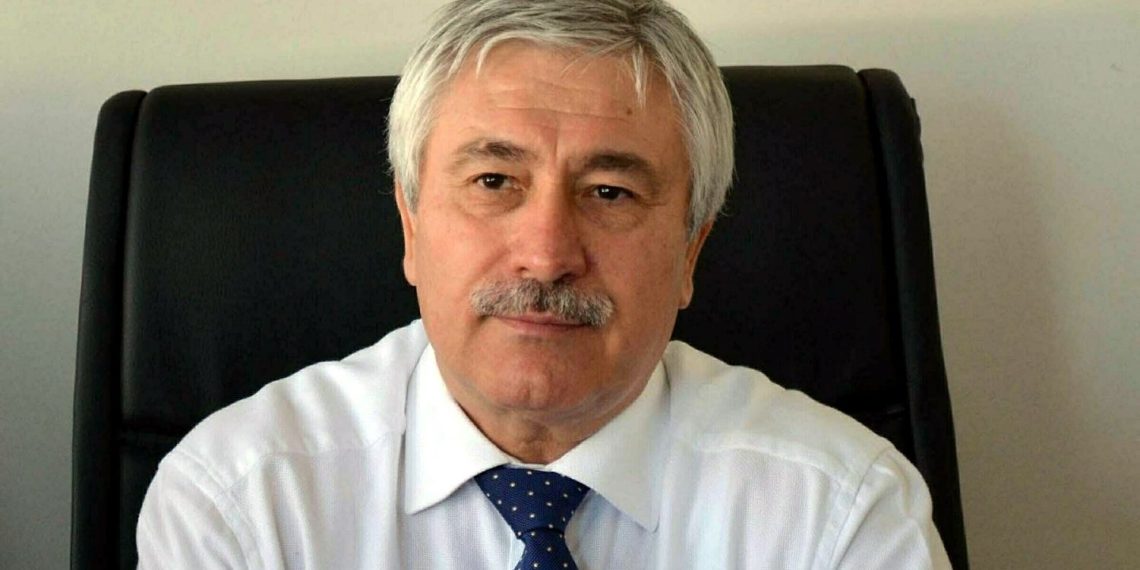 Eski rektör FETÖ’den tutuklandı