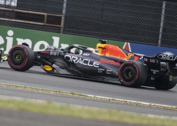 F1 Büyük Britanya Grand Prix’inde pole konumu Verstappen’in