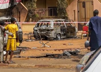 Fransa, Nijer’e mali yardımlarını kesti