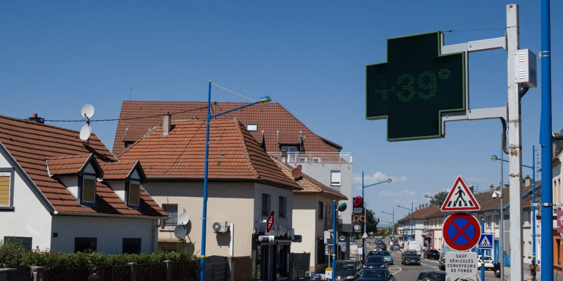 Fransa’da yaz sıcakları nedeniyle 7 vilayette “turuncu” alarm