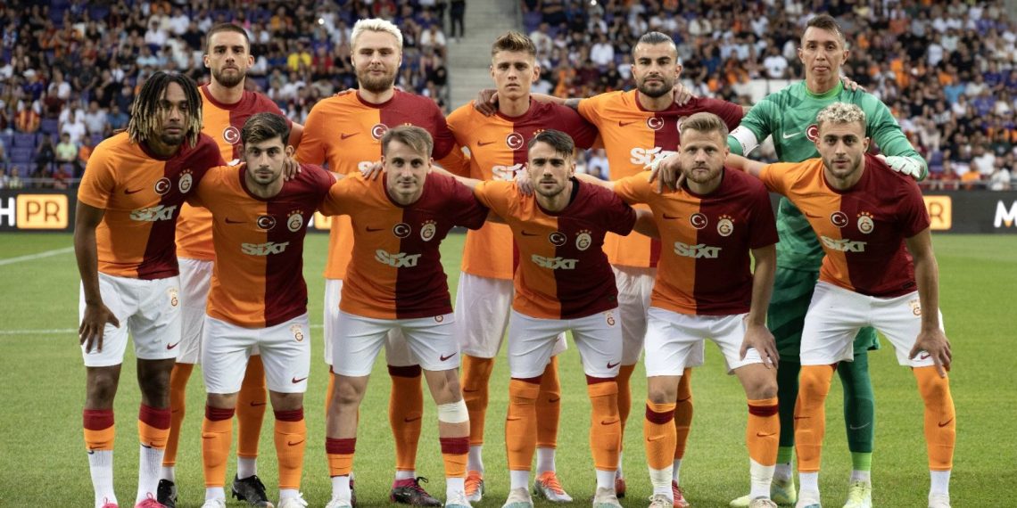 Galatasaray UEFA’ya takımını bildirdi