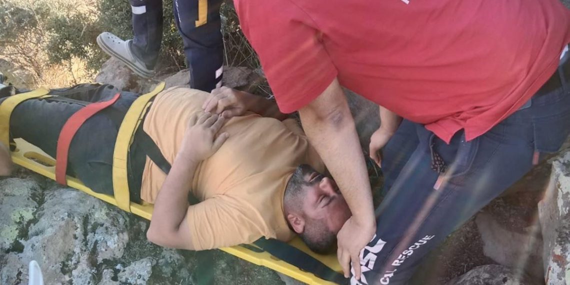 Gezmeye çıktığı dağda düşüp mahsur kaldı