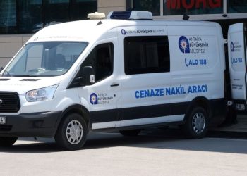 Gürültü hengamesinde kalbinden bıçaklandı