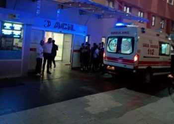 İhbara giden yunus takımı arabayla çarpıştı: 2 polis yaralı