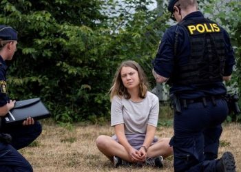 İklim aktivisti Greta Thunberg İsveç’te mahkemeye çıkacak