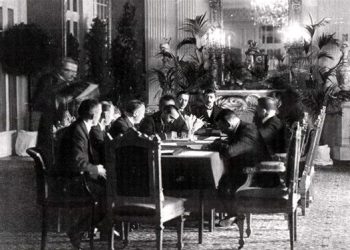 İnönü Vakfı arşivindeki Lozan Antlaşması evraklarını halka açtı