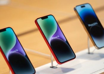 iPhone telefonlarda artık bataryalar değiştirilebilir olacak