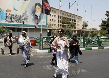 İran’da ahlak polisine kısıtlama