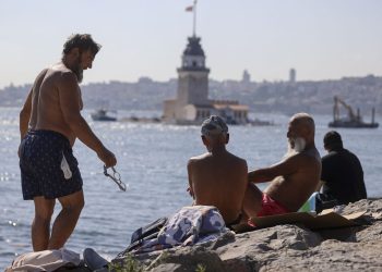 İstanbulluların sıcak havayla uğraşı
