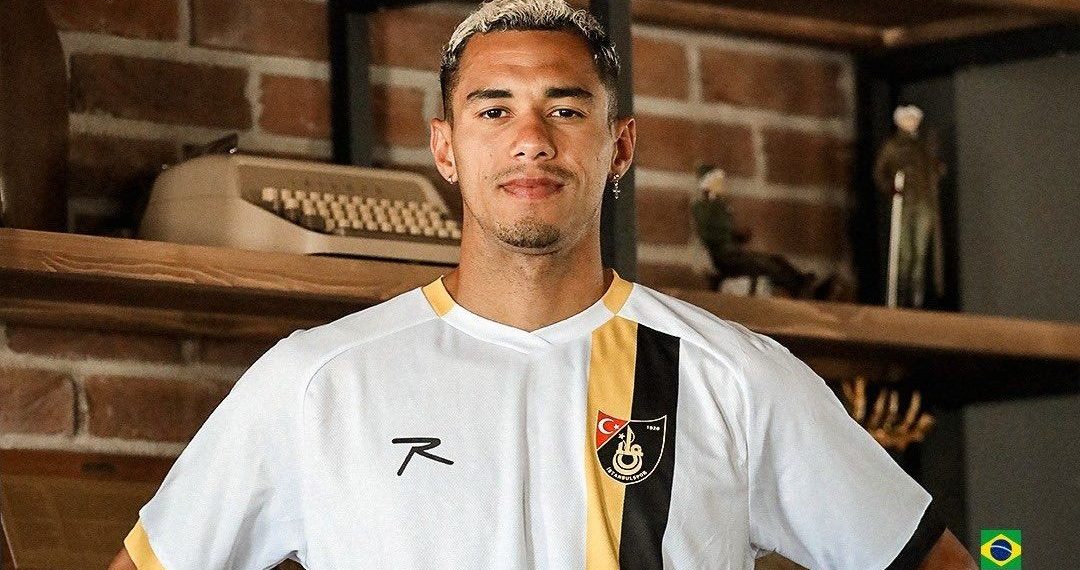 İstanbulspor, Jackson Kenio transferini duyurdu