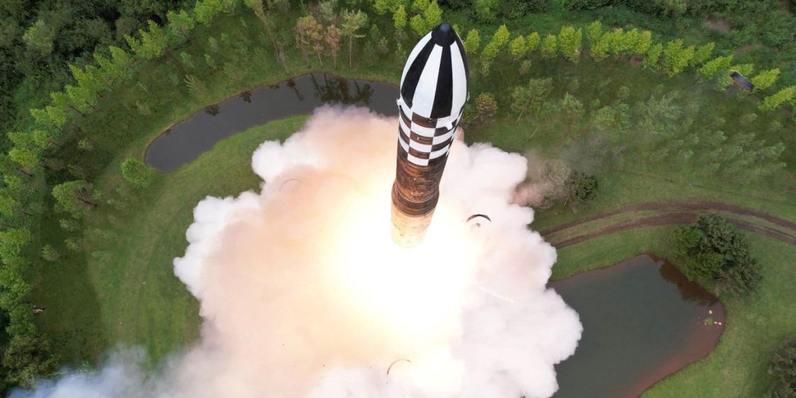 Kuzey Kore yeni füze denemesi yaptı