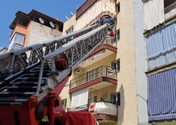 Makûs koku ihbarıyla girilen meskenden bayan cesedi çıktı