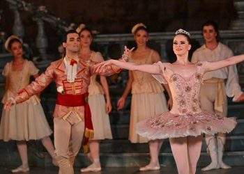 Milletlerarası Efes Opera ve Bale Şenliği’nde amaç “turist seyirci”