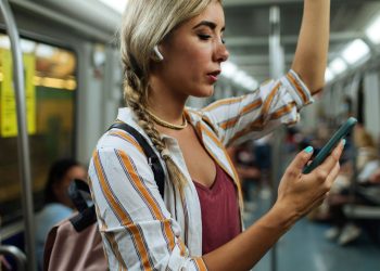 Müzik sanayisi 2023’te rekor kırdı: Yalnızca üç ayda 1 trilyon dinleme