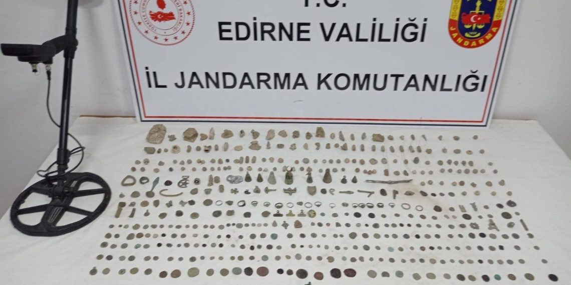 Roma ve Bizans devrine ilişkin sikke ve nesneler ele geçirildi