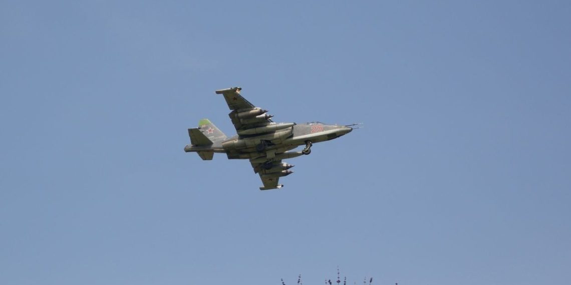Rusya’nın Krasnodar bölgesinde “Su-25” tipi savaş uçağı düştü