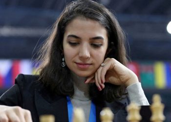 Şampiyonada başörtüsü takmayan İranlı satranç oyuncusuna İspanya’dan vatandaşlık