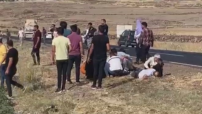 Şanlıurfa’da araba şarampole devrildi: 1 meyyit, 4 yaralı