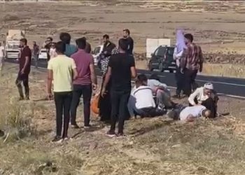 Şanlıurfa’da araba şarampole devrildi: 2 meyyit, 3 yaralı