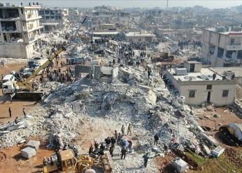 Sarsıntıda yıkılan binalarla ilgili 49 kişi tutuklandı