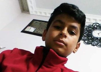 Serinlemek için denize giren çocuk boğuldu