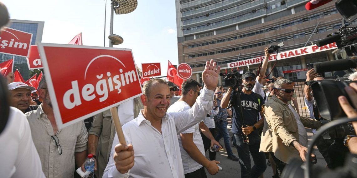 SON DAKİKA HABERİ: CHP’nin Tanju Özcan kararı haftaya kaldı