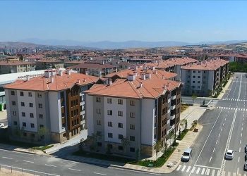 SON DAKİKA HABERİ:  Deprem bölgesinde yerinde dönüşüm için 2 günde 36 bin 825 müracaat