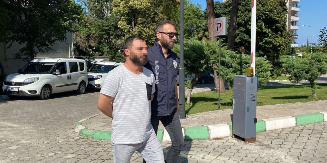 Tabancayı kurcalarken arkadaşını öldürdü