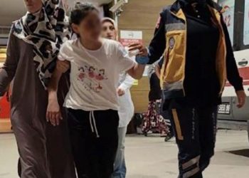 Tahterevallide oynayan küçük kızın parmağı koptu