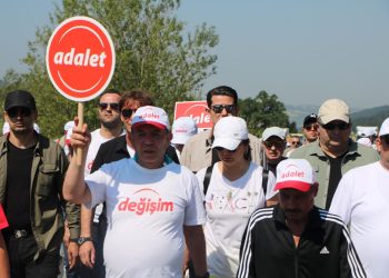 Tanju Özcan’ın “Değişim ve Adalet” yürüyüşünde ikinci gün