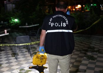 Tartıştığı arkadaşına kurşun yağdırdı