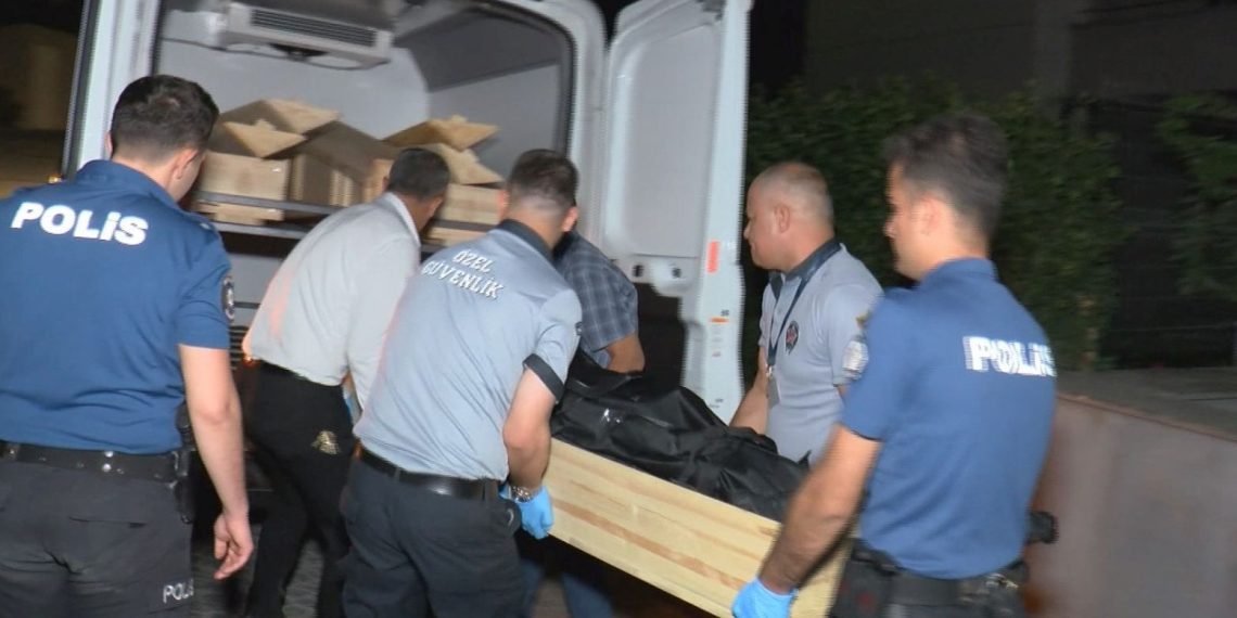 Tartıştığı bayanı bıçaklayarak öldürdü