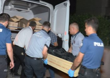 Tartıştığı bayanı bıçaklayarak öldürdü