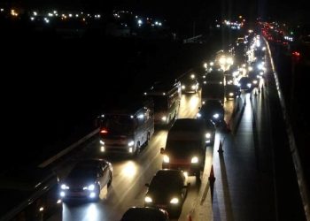 TEM’de yol çalışması | Uzun araç kuyrukları oluştu