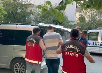 Türkiye genelinde eş vakitli operasyon: Bin 958 kişi yakalandı
