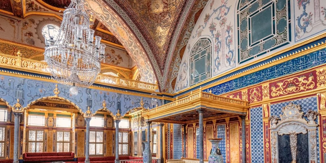 Ulusal Sarayları 3 milyon 806 bin 297 kişi ziyaret etti