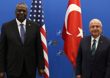 Ulusal Savunma Bakanı Güler ile ABD’li mevkidaşı telefon görüşmesi yaptı