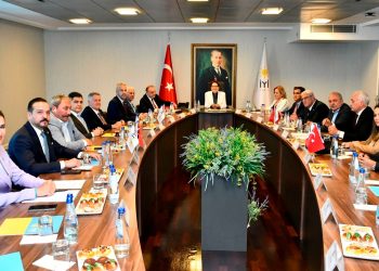 UYGUN Parti’nin yeni Başkanlık Divanı birinci toplantısını yaptı