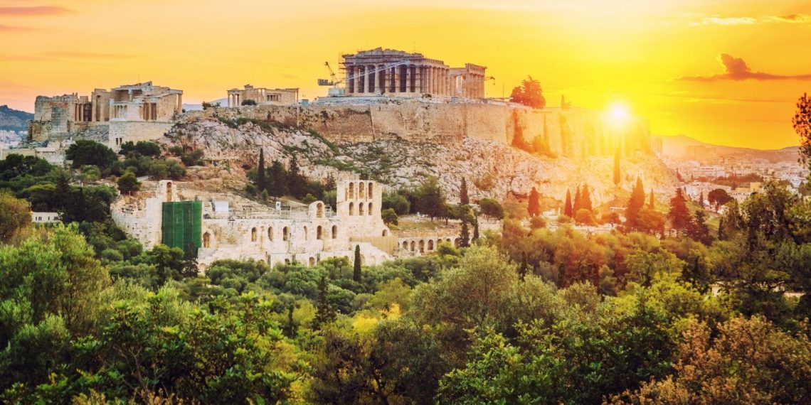 Yunanistan’da çok sıcaklar nedeniyle tarihi alanlara ziyaret hududu