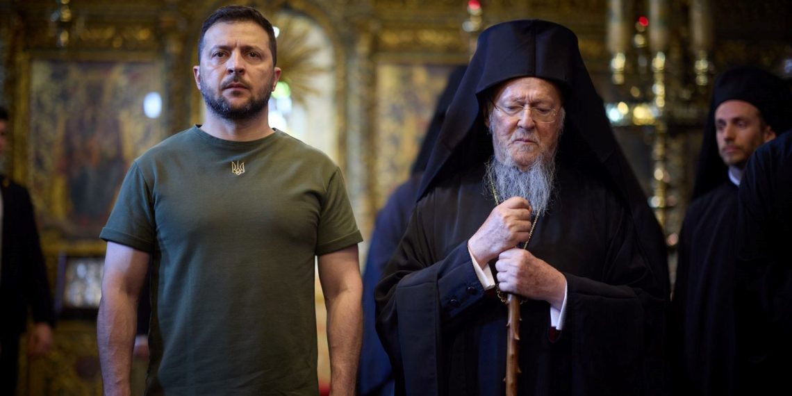 Zelenski’nin Patrikhane ziyareti, ne manaya geliyor? Deniz Berktay yazdı