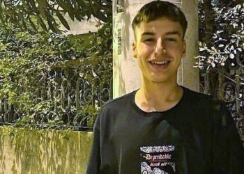 15 yaşındaki çocuk okul bahçesinde meyyit bulundu