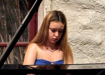 20. Memleketler arası Gümüşlük Müzik Şenliği kapsamında GFA piyano öğrencileri konser verdi