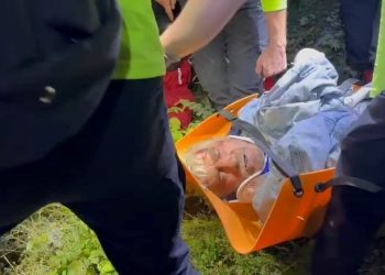 20 metrelik dere yatağına düştü: 2 saatte kurtarıldı