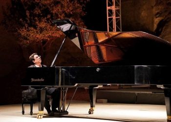 20. Milletlerarası Gümüşlük Müzik Şenliği Macar piyanist Gabor Farkas’ı konuk etti