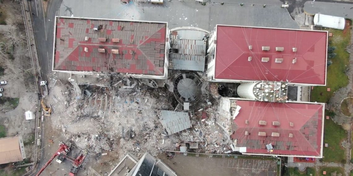 89 şahsa mezar olan Galeria Sitesi’nin müteahhitlerine istenen ceza belirli oldu